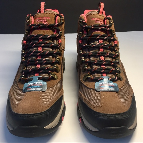 skechers women's relaxed fit trego base camp hiking boots
